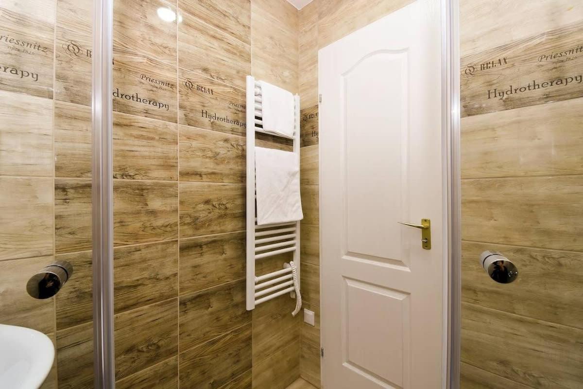 Very Central Very Spacious New Home Будапеща Екстериор снимка